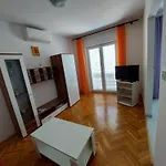 Apartament Mlacovic