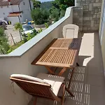 Mlacovic * Rab Town