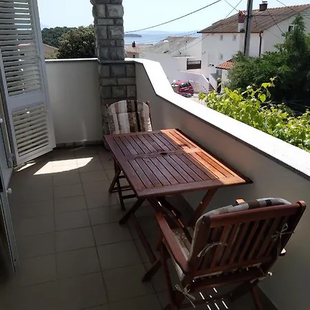 Mlacovic Apartment