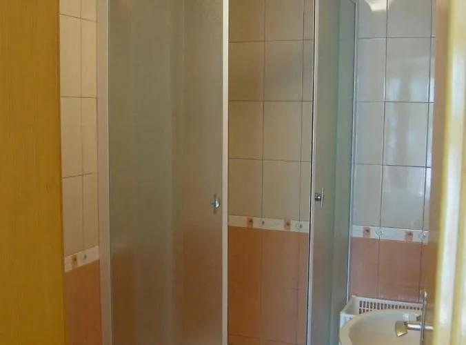 Mlacovic アパート ラブ